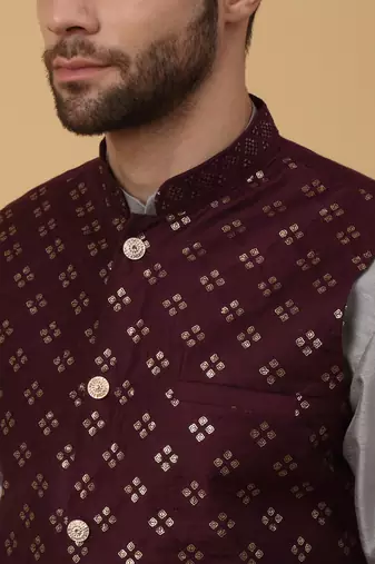 Men's grey kurta and churidar with sequenced cotton silk nehru jacket