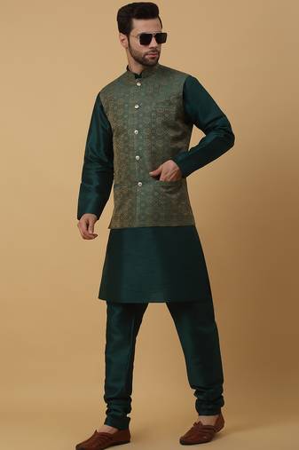 Men's green kurta and churidar with jacquard ethnic motifs printed nehru jacket
