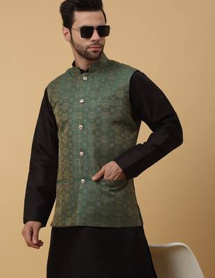 Men's black kurta and churidar with jacquard ethnic motifs printed nehru jacket 4