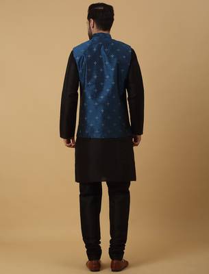 Men's black kurta and churidar with jacquard floral nehru jacket 3
