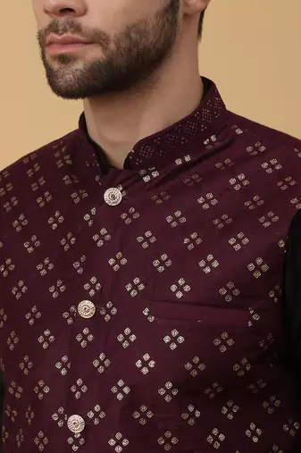 Men's black kurta and churidar with sequenced cotton silk nehru jacket