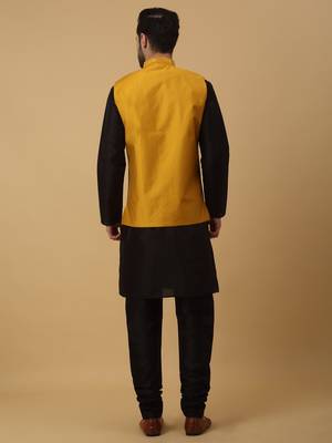 Men's black kurta and churidar with sequenced cotton silk nehru jacket 3