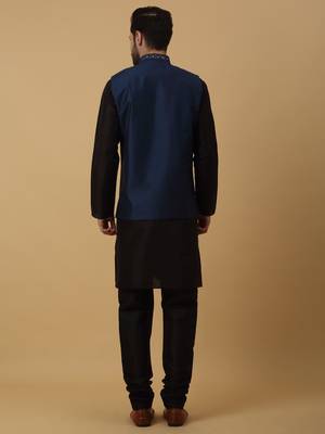 Men's black kurta and churidar with sequenced cotton silk nehru jacket 3