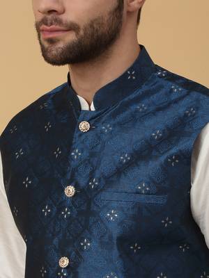 Men's cream kurta and churidar with jacquard floral nehru jacket 2
