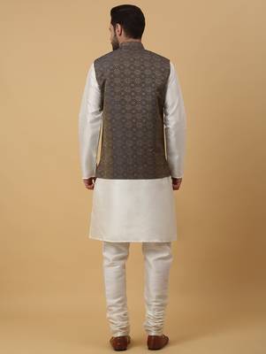 Men's cream kurta and churidar with jacquard ethnic motifs printed nehru jacket 3