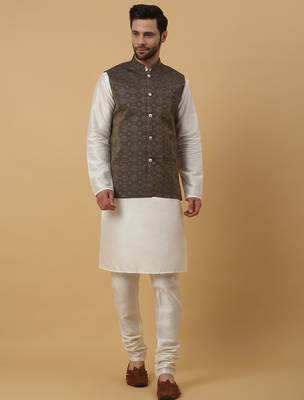 Men's cream kurta and churidar with jacquard ethnic motifs printed nehru jacket 4