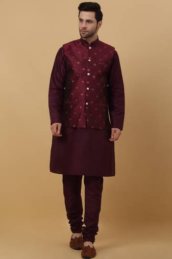 Men's Maroon kurta and churidar with jacquard floral nehru jacket