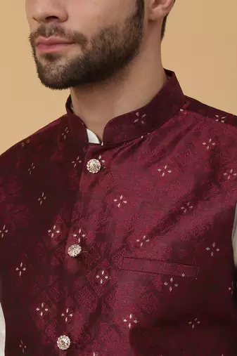 Men's cream kurta and churidar with jacquard floral nehru jacket