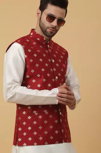 Men's cream kurta and churidar with jacquard ethnic nehru jacket