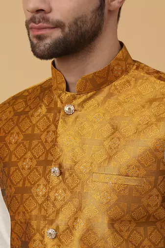 Men's cream kurta and churidar with jacquard floral nehru jacket