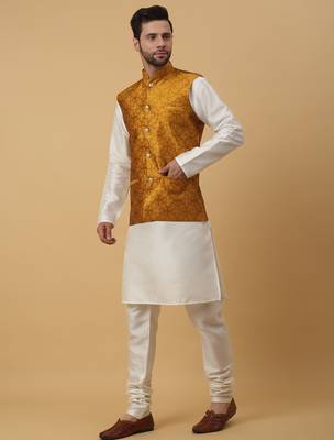 Men's cream kurta and churidar with jacquard floral nehru jacket 4