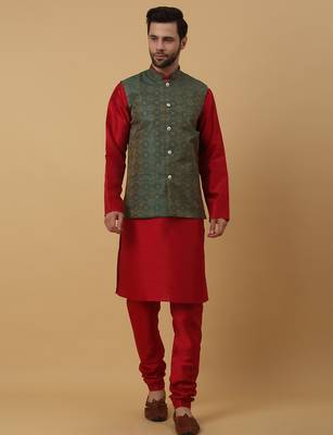 Men's Red kurta and churidar with jacquard ethnic motifs printed nehru jacket 4