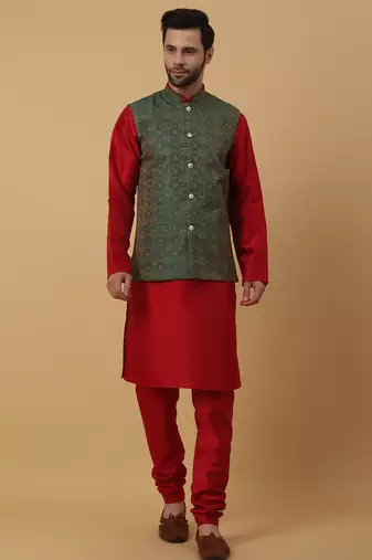 Men's Red kurta and churidar with jacquard ethnic motifs printed nehru jacket