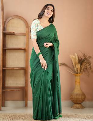 green handloom cotton saree with designer blouse 1