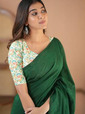 green handloom cotton saree with designer blouse 5