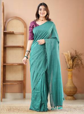 rama green handloom cotton saree with designer blouse 3