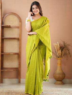 green handloom cotton saree with designer blouse 3