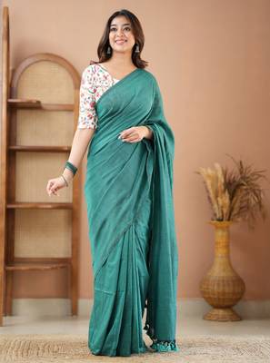 rama green handloom cotton saree with designer blouse 1