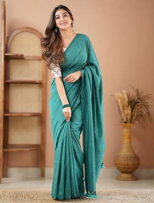 rama green handloom cotton saree with designer blouse 3