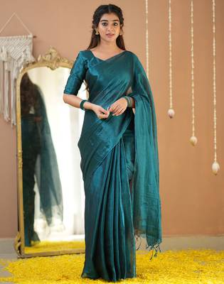 teal green handloom tissue saree with designer blouse 3