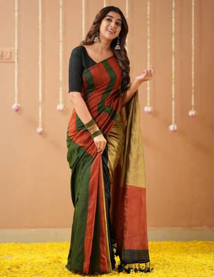 green handloom cotton saree with designer blouse 1