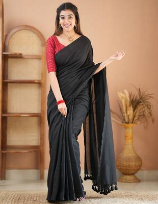 black handloom cotton saree with designer blouse 1