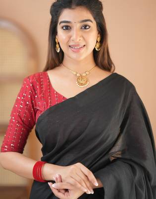 black handloom cotton saree with designer blouse 4