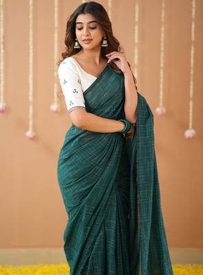 green handloom cotton saree with designer blouse 4