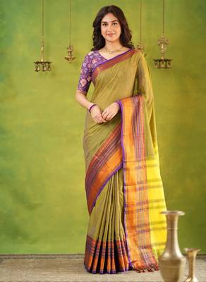 dusty green narayanpet woven cotton saree 3