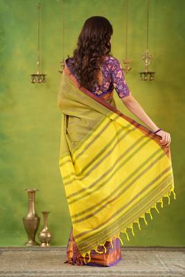 dusty green narayanpet woven cotton saree 4