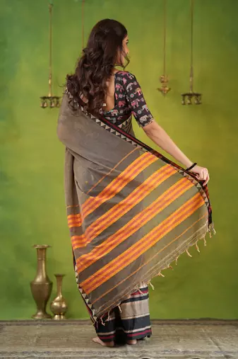grey narayanpet woven cotton saree