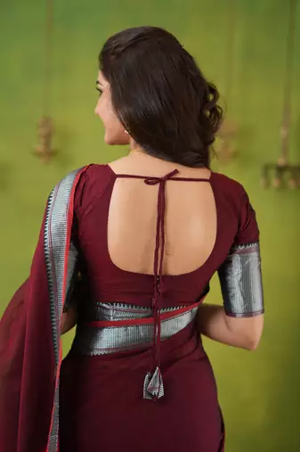 maroon narayanpet woven cotton saree