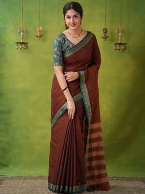 brown narayanpet woven cotton saree 1