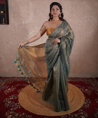 green saree with zari stripes 1
