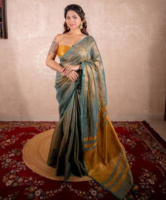green saree with zari stripes 5