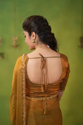 jimmy choo saree with hand work lace border blouse piece