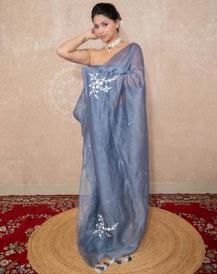 grey silk blend linen saree 2