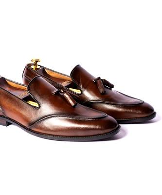 Brown solid loafers 2