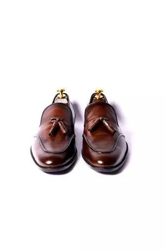 Brown solid loafers