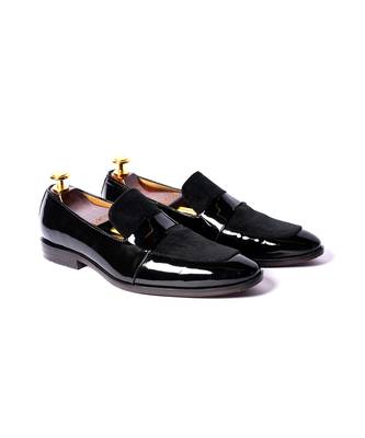 Black solid loafers 1