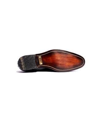 Black solid loafers 5