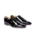 Black solid oxford shoes