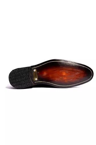 Black solid oxford shoes