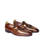 Brown solid loafers