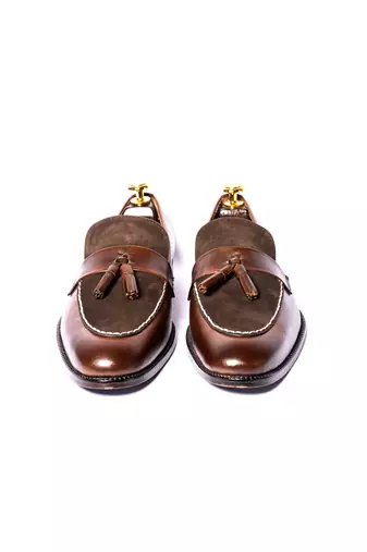 Brown solid loafers
