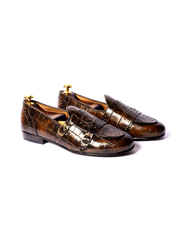 Brown solid loafers