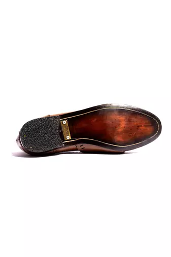 Brown solid loafers
