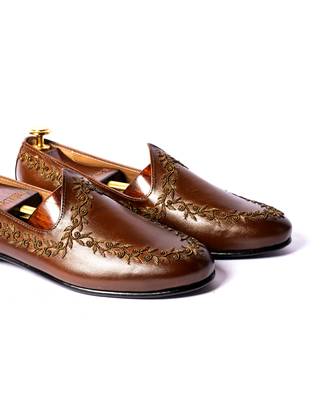 Tan  solid Juttis 2