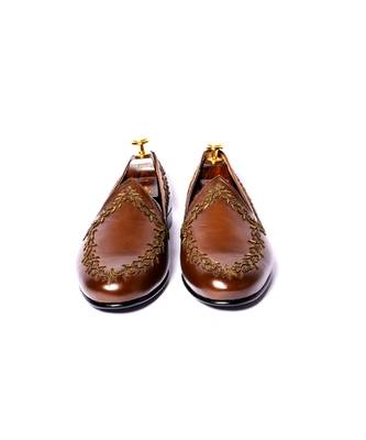 Tan  solid Juttis 3
