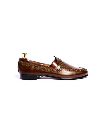 Tan  solid Juttis 4
